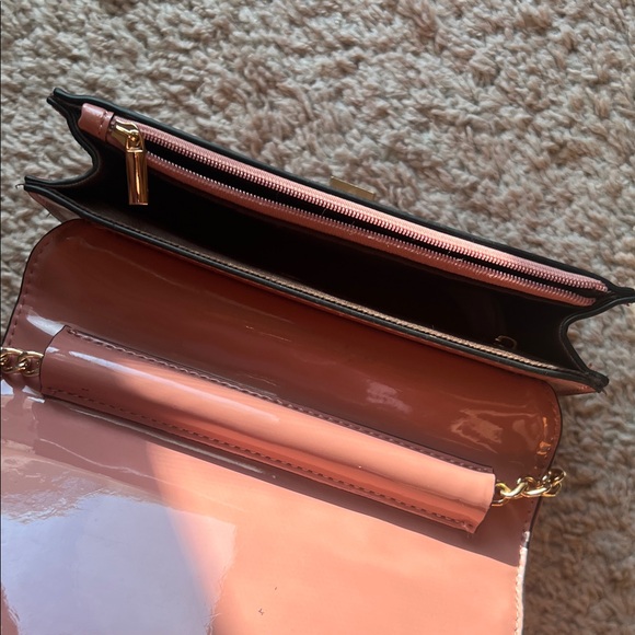 Aldo Glossy Pink Crossbody Bag with Gold Chain - Picture 2 of 2